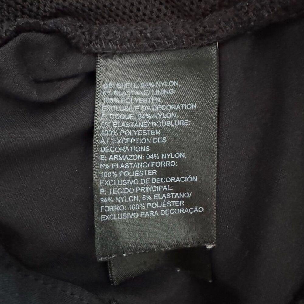 The North Face Paramount Shorts in Black Size 2 - Picture 8 of 8